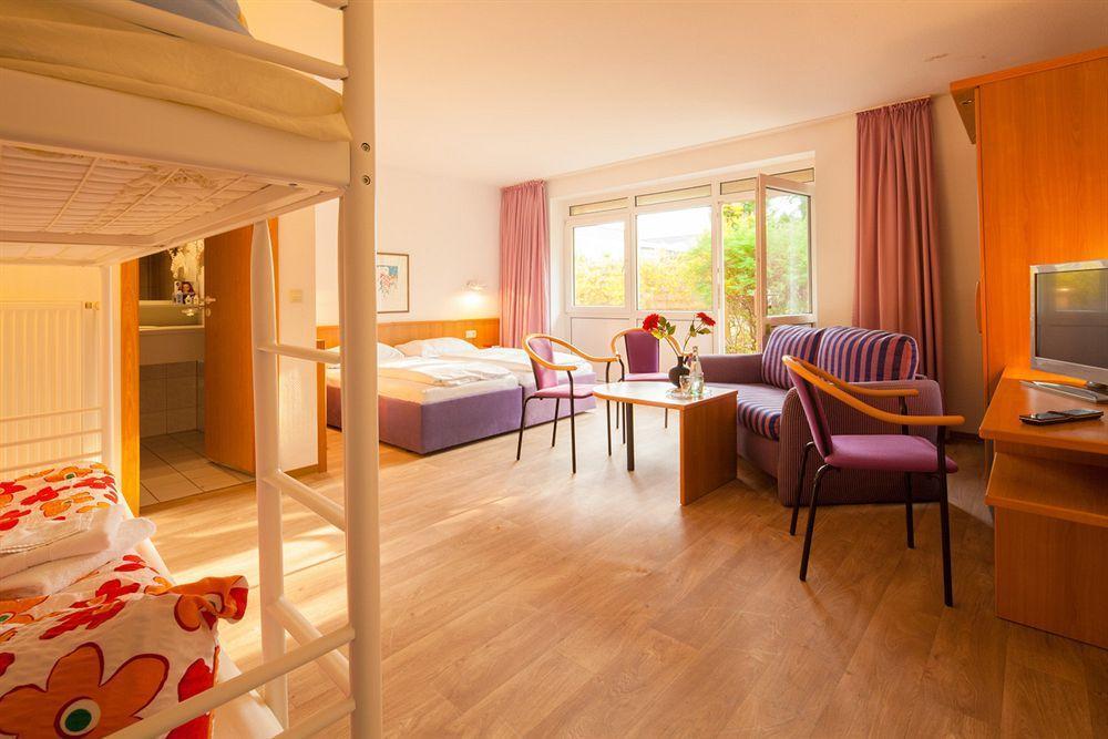 Motel Stralsund Kültér fotó