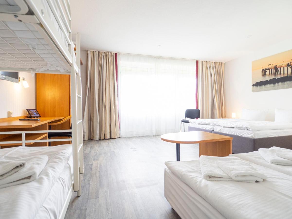 Motel Stralsund Kültér fotó